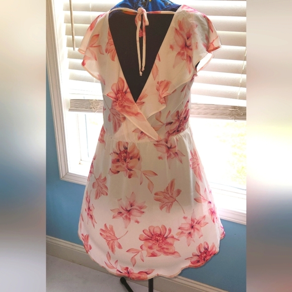 Lush Small Faux Wrap White Pink Floral Watercolor Flutter Dress - Picture 4 of 8